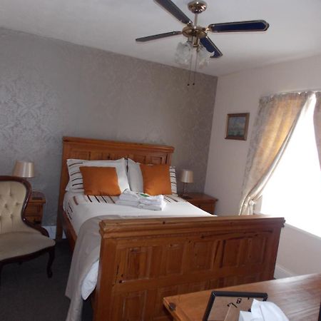 Ivy Bank Guest House Tenby Dış mekan fotoğraf