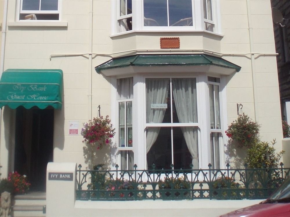 Ivy Bank Guest House Tenby Dış mekan fotoğraf