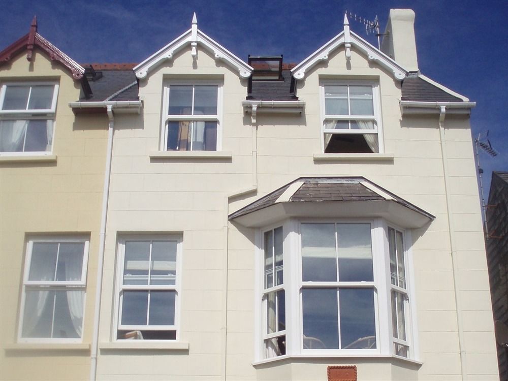 Ivy Bank Guest House Tenby Dış mekan fotoğraf