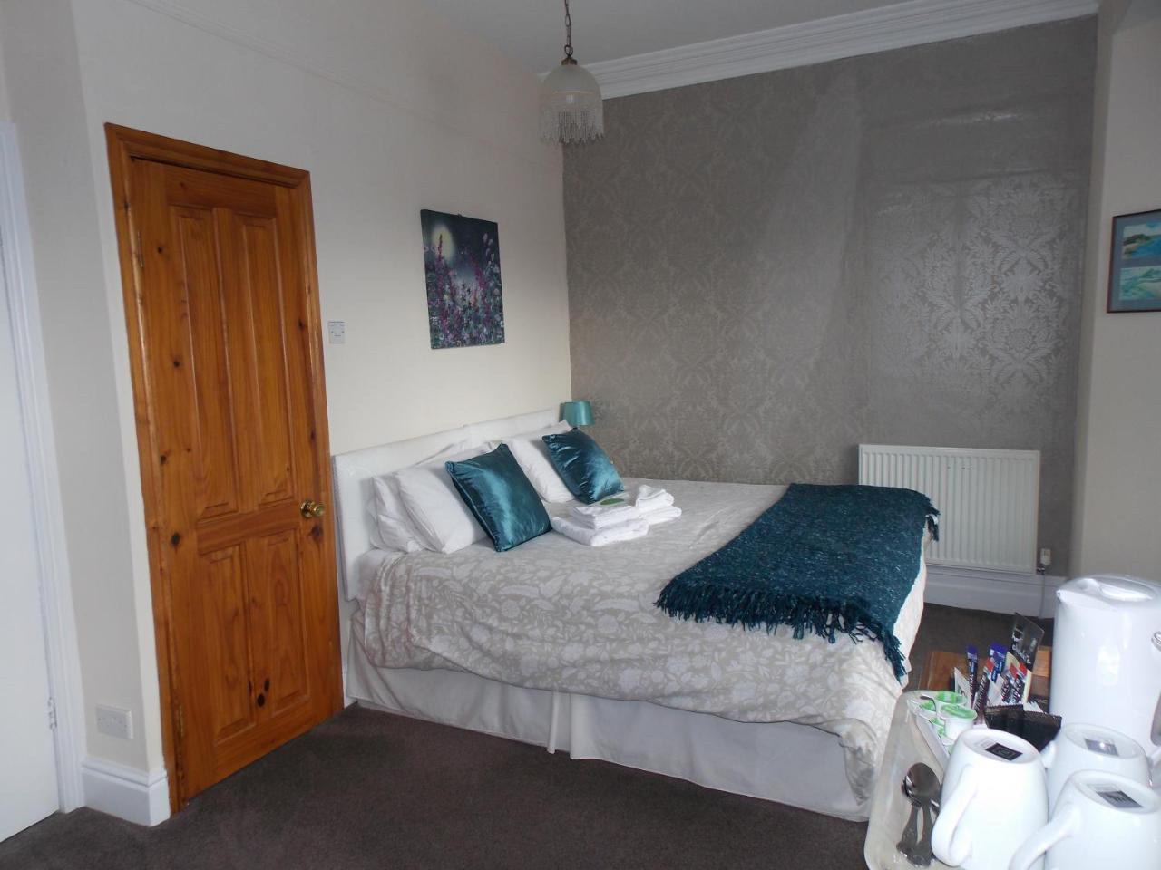 Ivy Bank Guest House Tenby Dış mekan fotoğraf